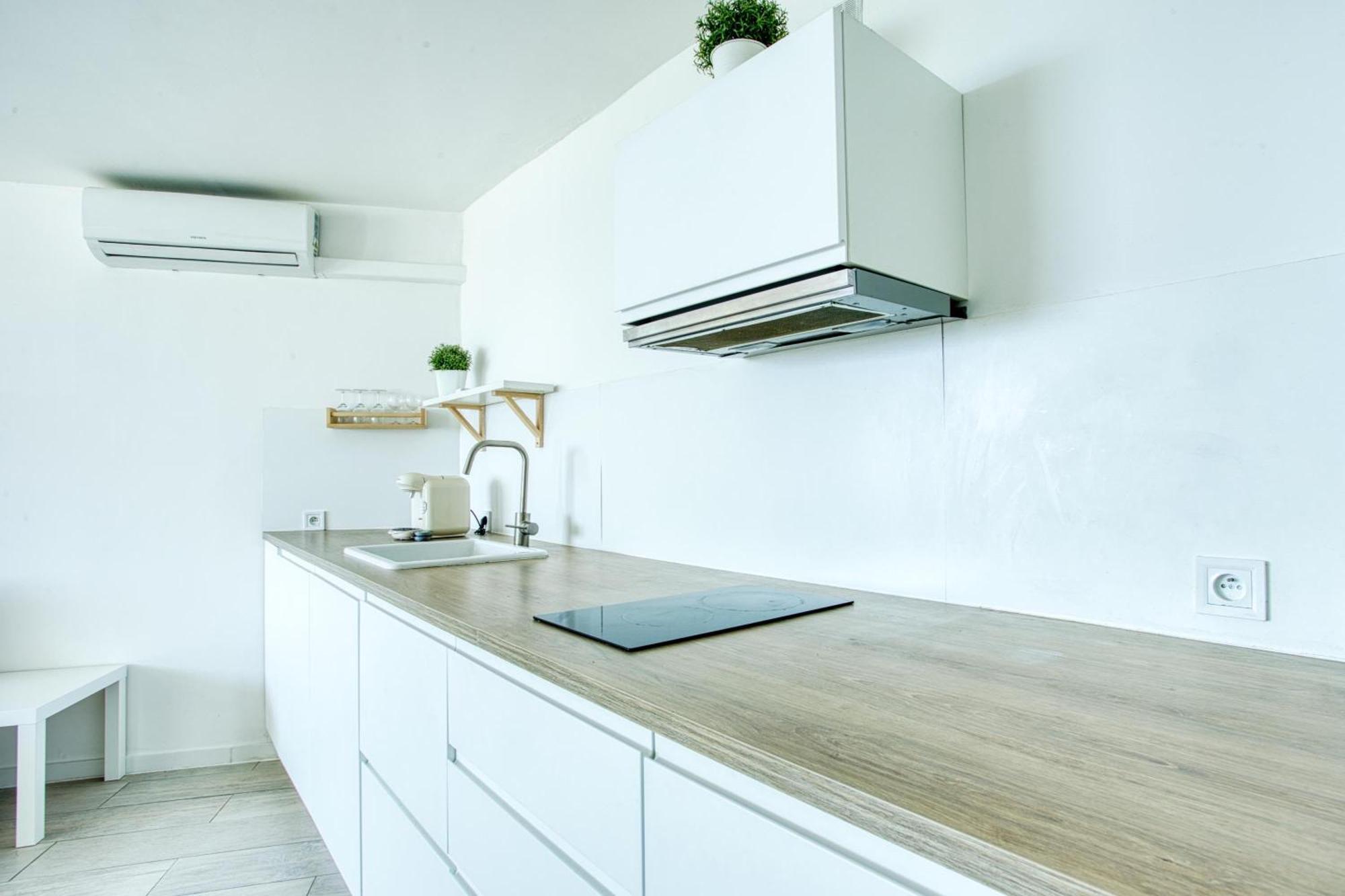 Apartamento Loft Marina Direct Plage Villeneuve-Loubet Exterior foto