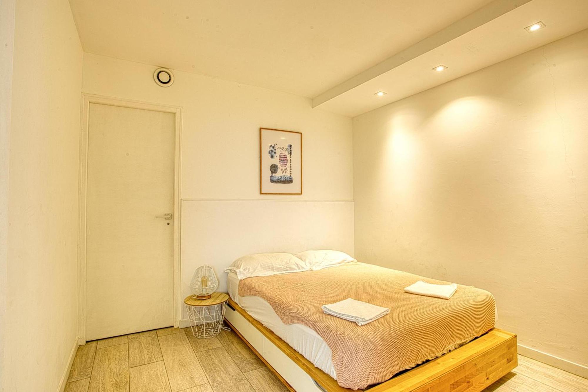 Apartamento Loft Marina Direct Plage Villeneuve-Loubet Exterior foto
